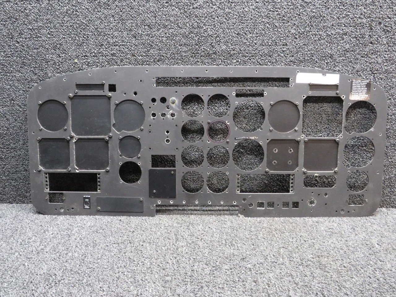 206-075-608-107 Bell 206B Instrument Panel Assembly 206-075-608-107 Bell 206B Instrument Panel Assembly