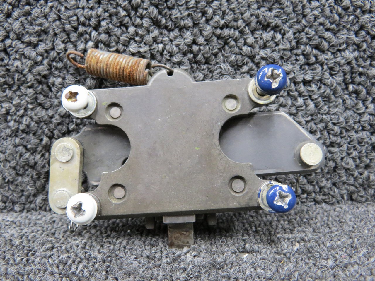 3474-19 Bell 206B Passenger Door Lower Latch Assembly LH 3474-19 Bell 206B Passenger Door Lower Latch Assembly LH