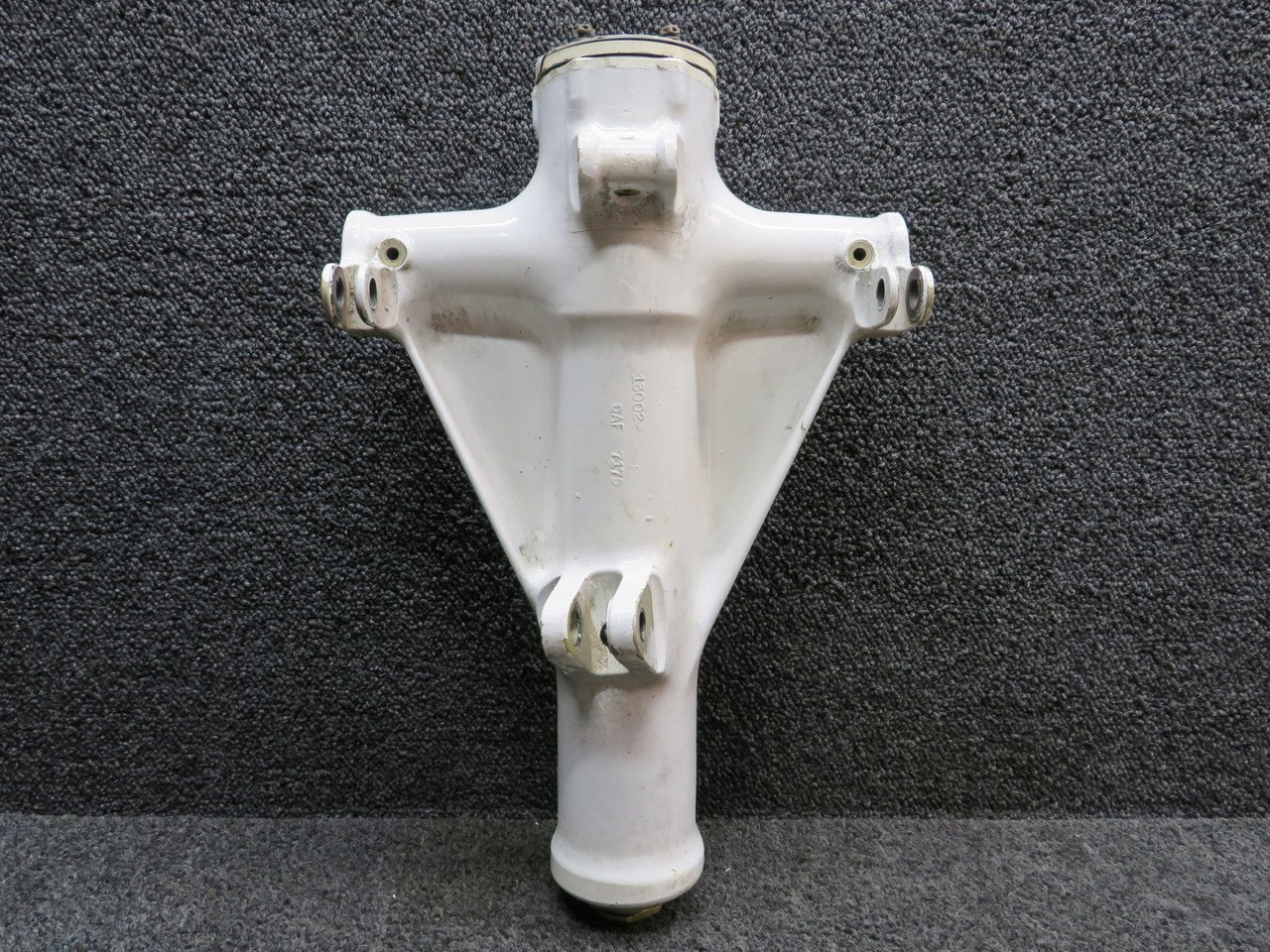 76250-01000-109 Sikorsky S-76A Nose Gear Trunnion 76250-01000-109 Sikorsky S-76A Nose Gear Trunnion