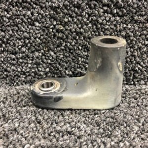 A014-5 Robinson R22 Forward Landing Gear Shackle Assembly