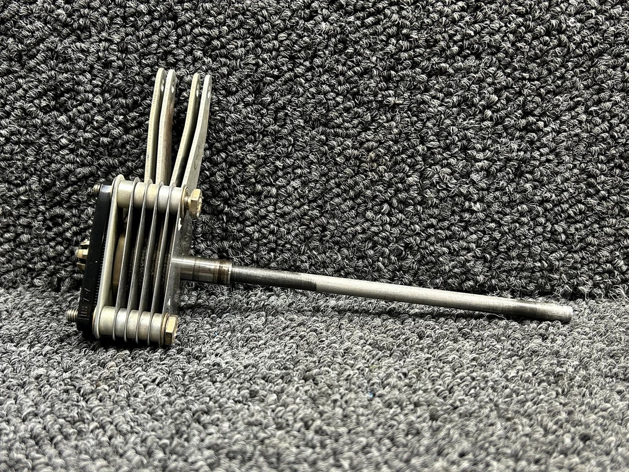 A048-1 Robinson R22 Beta Cyclic Friction Assembly (Incomplete) A048-1 Robinson R22 Beta Cyclic Friction Assembly (Incomplete)