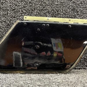 A425-4 (Use: C425-8) Robinson R22 Cabin Vent Door Assy RH with Hinge Arm