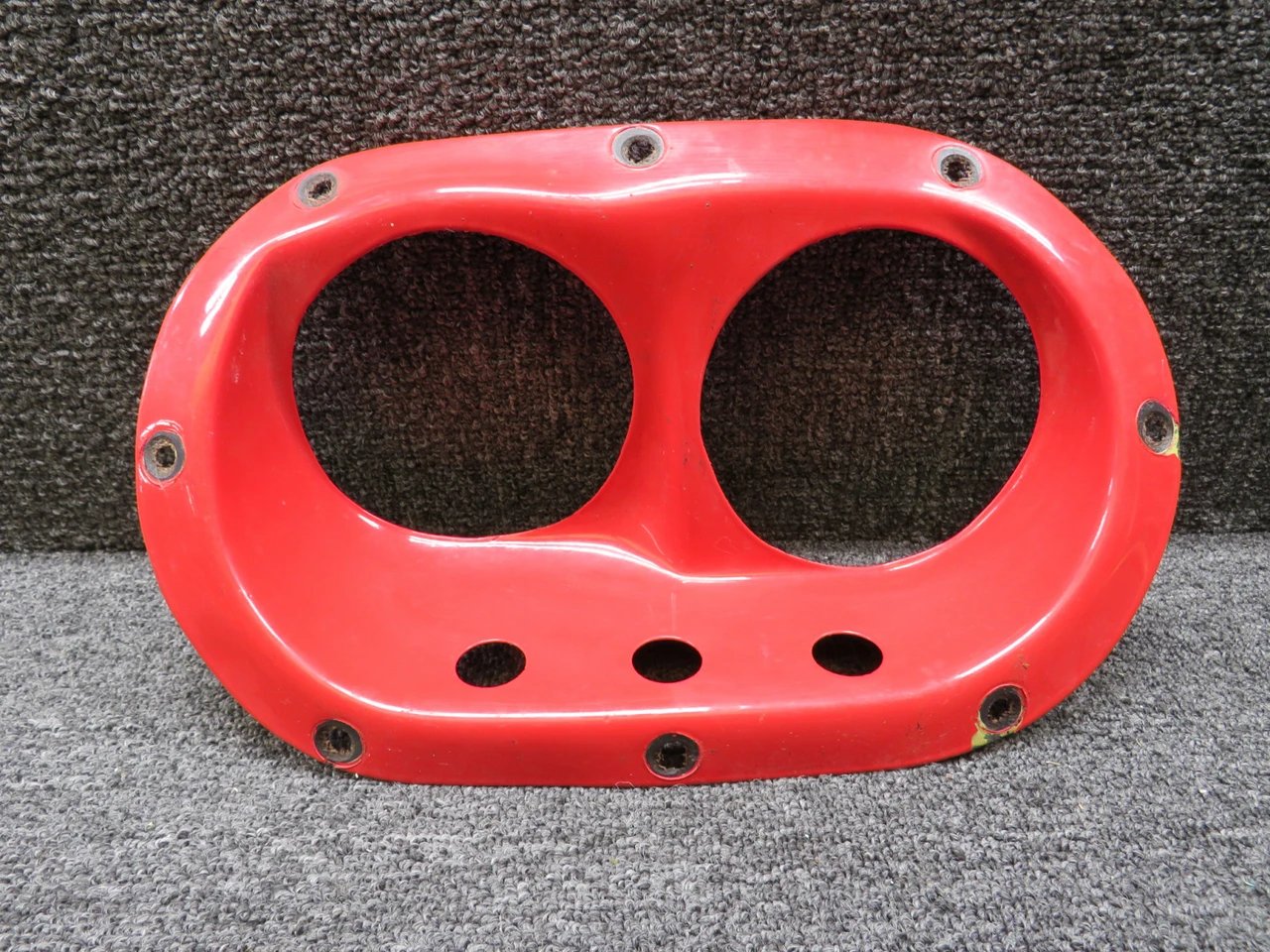 A526-1 Robinson R-22 Dual Landing Light Retainer (Worn Mount Holes) (Red) A526-1 Robinson R-22 Dual Landing Light Retainer (Worn Mount Holes) (Red)
