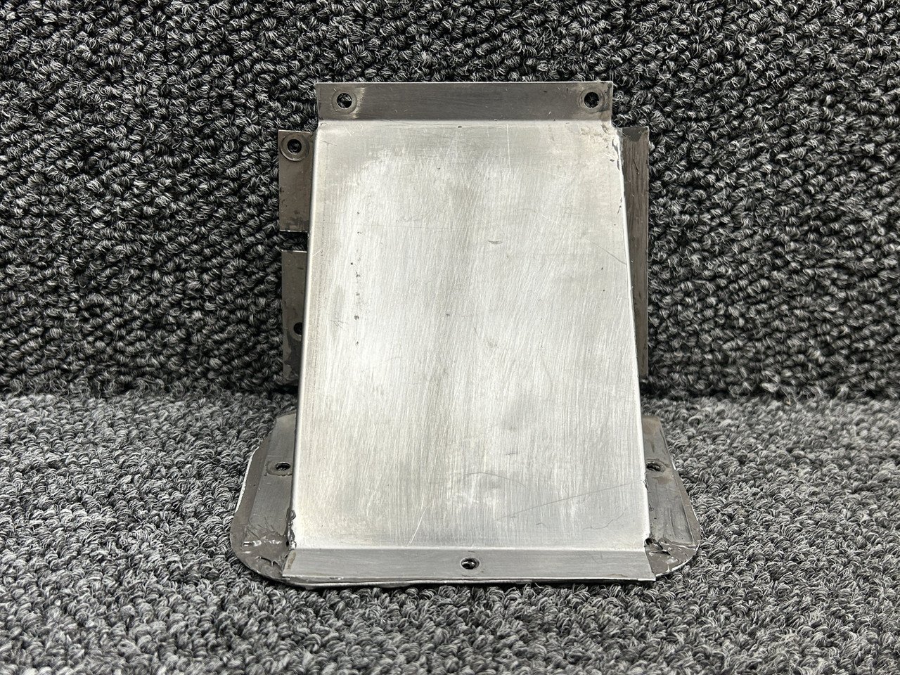 A625-1 Robinson R22 Beta Cabin Heater Outlet Box Assembly A625-1 Robinson R22 Beta Cabin Heater Outlet Box Assembly