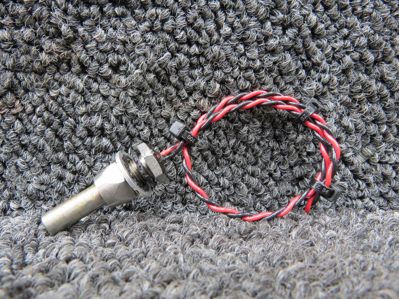 B341-4 Robinson R44 Outside Air Temperature Probe B341-4 Robinson R44 Outside Air Temperature Probe