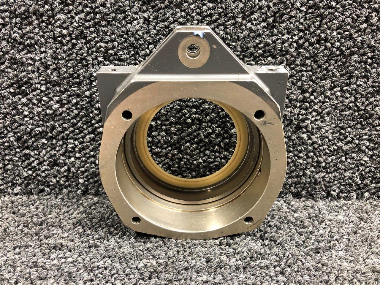 C181-3 Robinson R44II Belt Tension Actuator Bearing Housing C181-3 Robinson R44II Belt Tension Actuator Bearing Housing